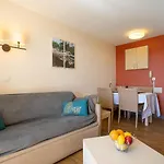 L'esquinade - P6 323- Place Des Pecheurs By Interhome * Saint-Raphaël