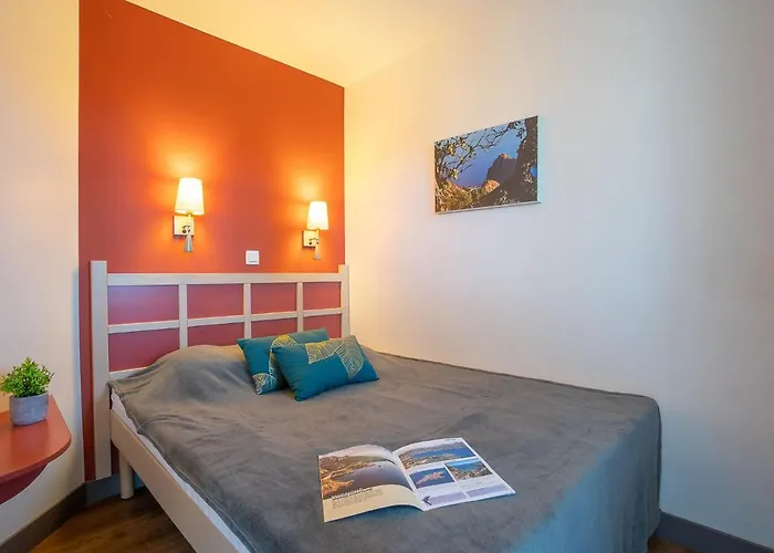 Apartman L'esquinade - P6 323- Place Des Pecheurs By Interhome Saint-Raphaël