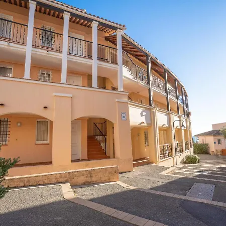 Apartment L'esquinade - P6 323- Place Des Pecheurs By Interhome Saint-Raphaël