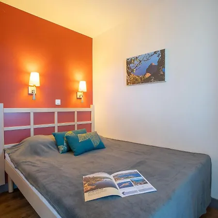 Apartamento L'esquinade - P6 323- Place Des Pecheurs By Interhome Saint-Raphaël